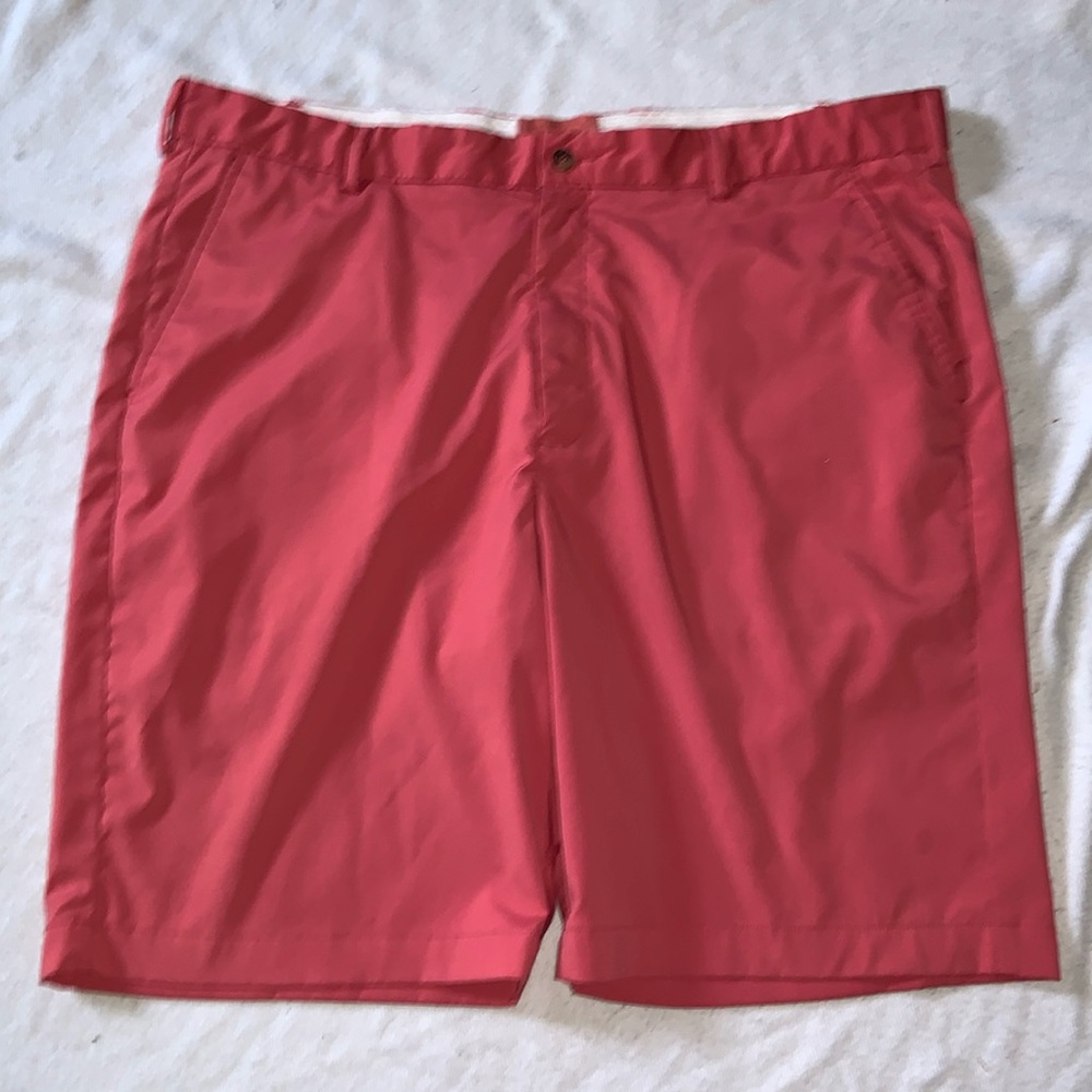 Greg Norman golf shorts size 40 athletic fabric coral sunrise